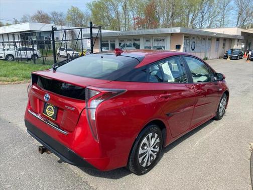 2016 Toyota Prius Two