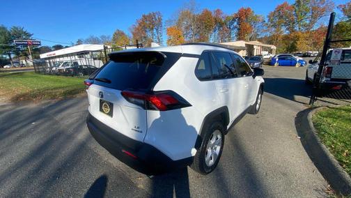 2021 Toyota RAV4 Hybrid LE