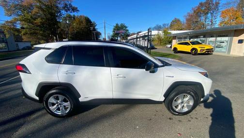 2021 Toyota RAV4 Hybrid LE