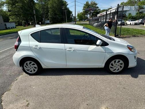 2015 Toyota Prius c Three