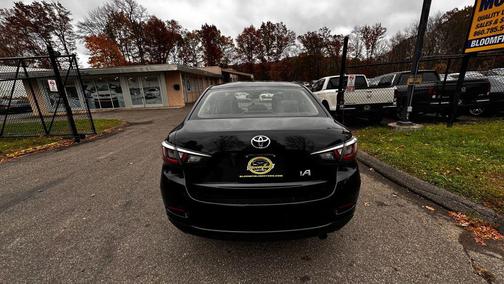 2017 Toyota Yaris iA Base