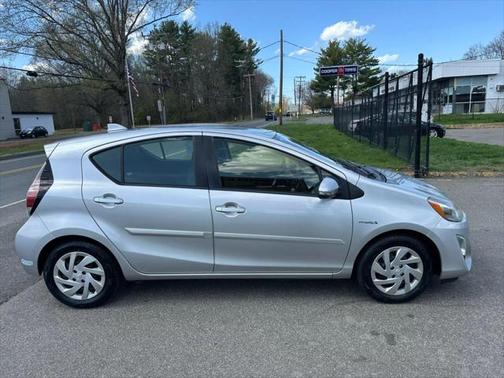 2015 Toyota Prius c Three