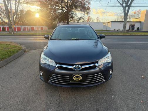 2015 Toyota Camry Hybrid SE