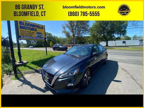 2022 Nissan Altima 2.5 SV