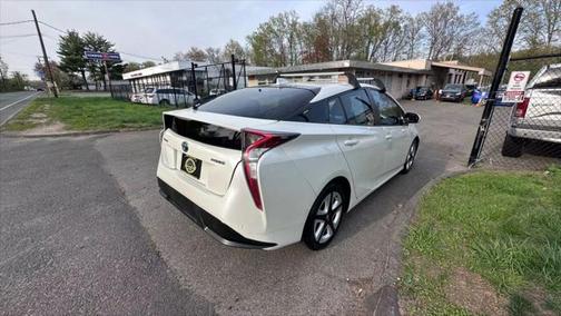 2016 Toyota Prius Four Touring