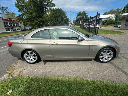 2007 BMW 335 335i Convertible 2D