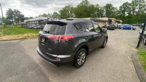 2018 Toyota RAV4 Hybrid XLE