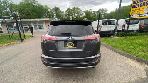 2018 Toyota RAV4 Hybrid XLE