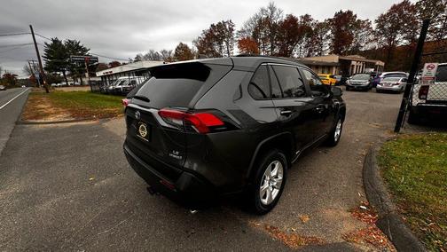 2019 Toyota RAV4 Hybrid LE