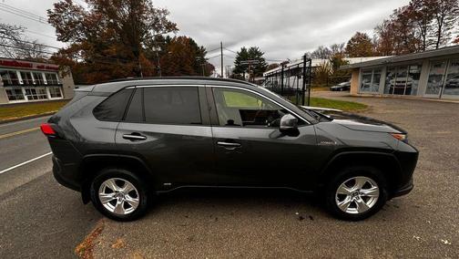 2019 Toyota RAV4 Hybrid LE