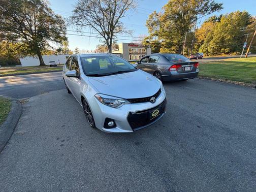 2015 Toyota Corolla S Plus