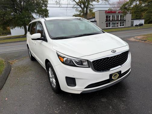 2016 Kia Sedona LX