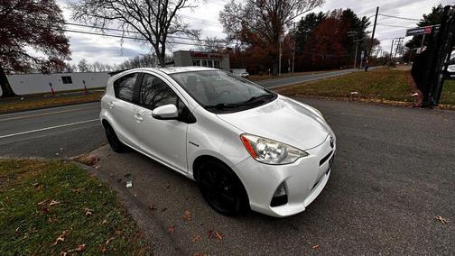 2013 Toyota Prius c Three