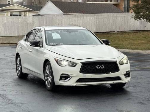 Pure White 2018 INFINITI Q50 3.0t LUXE