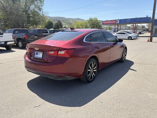 Cajun Red Tintcoat 2018 Chevrolet Malibu LT