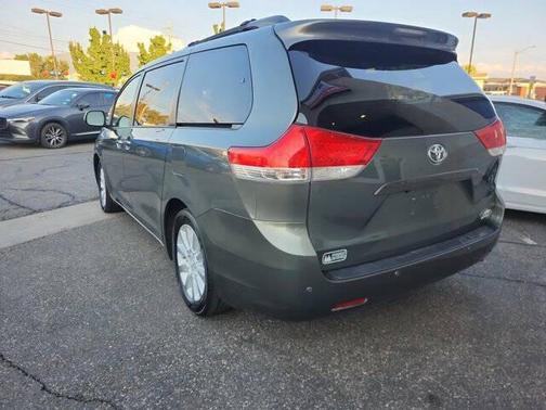 2014 Toyota Sienna XLE