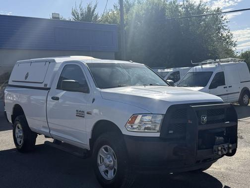 Bright White Clearcoat 2016 RAM 2500 Tradesman