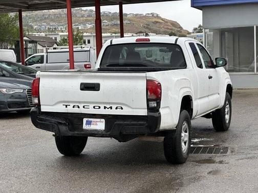 Super White 2019 Toyota Tacoma SR5