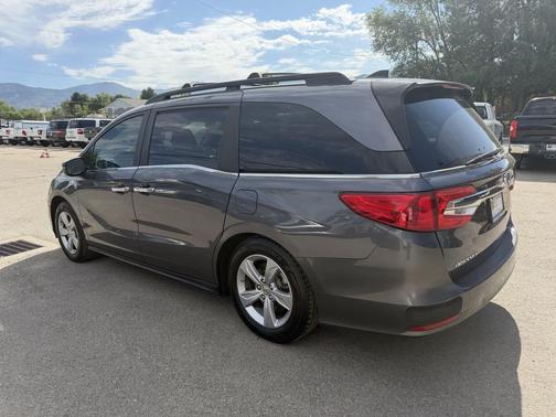 Gray 2018 Honda Odyssey EX-L