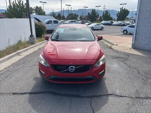 2018 Volvo V60 T5 Dynamic