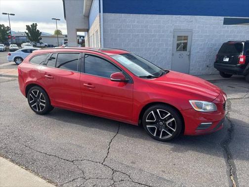 2018 Volvo V60 T5 Dynamic