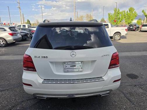 White 2015 Mercedes-Benz GLK-Class GLK 350 4MATIC
