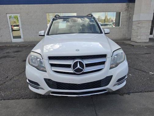 White 2015 Mercedes-Benz GLK-Class GLK 350 4MATIC