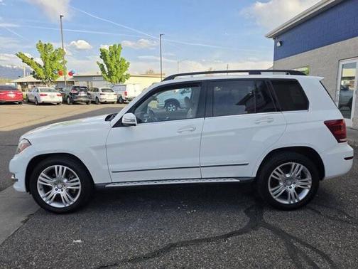 White 2015 Mercedes-Benz GLK-Class GLK 350 4MATIC