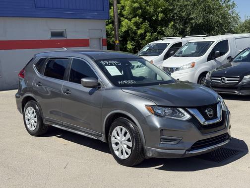 Gun Metallic 2019 Nissan Rogue S