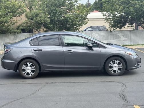 Gray 2013 Honda Civic Hybrid Base