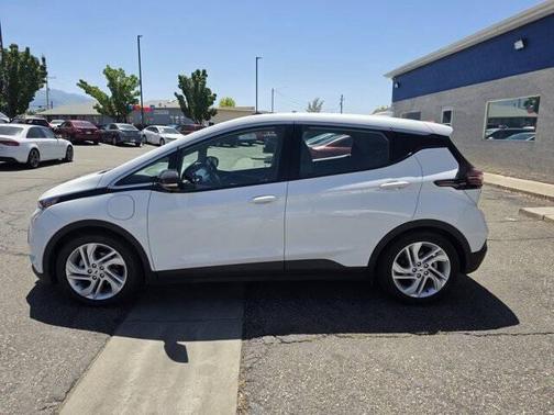 Summit White 2023 Chevrolet Bolt EV FWD 1LT