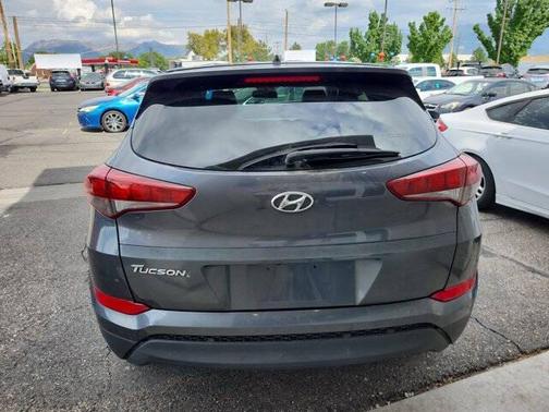 2018 Hyundai TUCSON SE