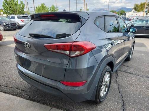 2018 Hyundai TUCSON SE