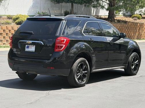 Mosaic Black Metallic 2017 Chevrolet Equinox 1LT