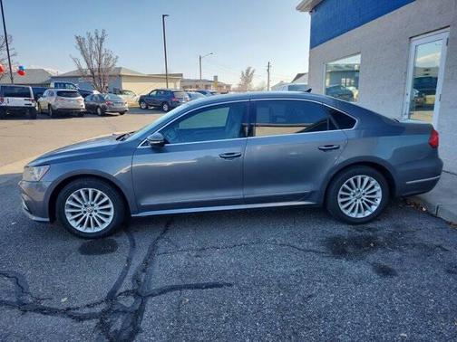 2016 Volkswagen Passat 1.8T SE