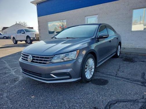 2016 Volkswagen Passat 1.8T SE
