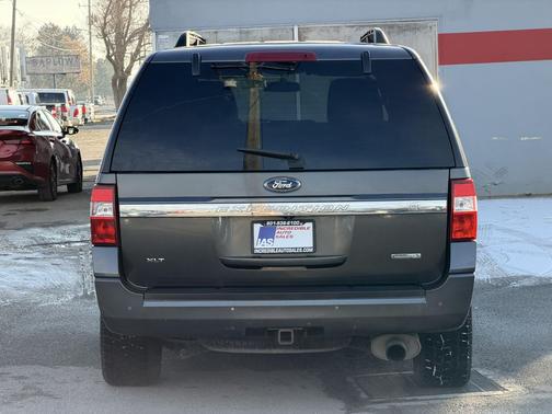 Magnetic Metallic 2016 Ford Expedition EL XLT
