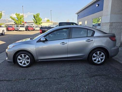 Liquid Silver Metallic 2013 Mazda Mazda3 i Sport