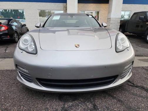 2011 Porsche Panamera 4