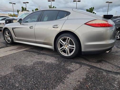 2011 Porsche Panamera 4