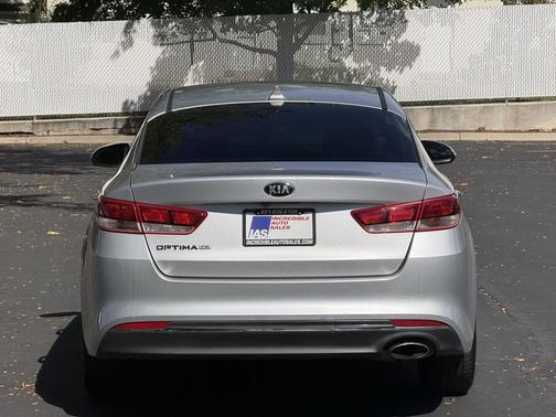 Sparkling Silver 2017 Kia Optima LX