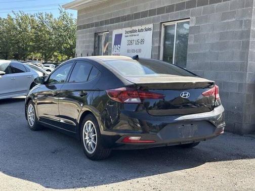 2019 Hyundai ELANTRA SEL