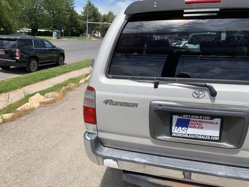 2000 Toyota 4Runner SR5 4WD
