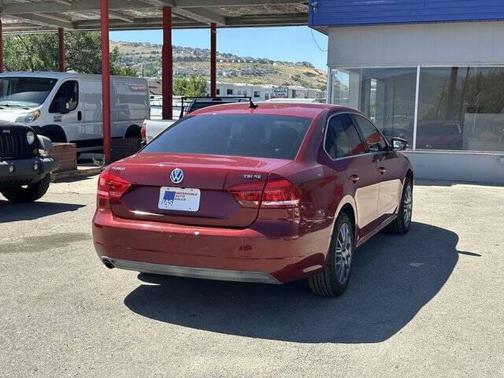 2015 Volkswagen Passat 1.8T Auto SE