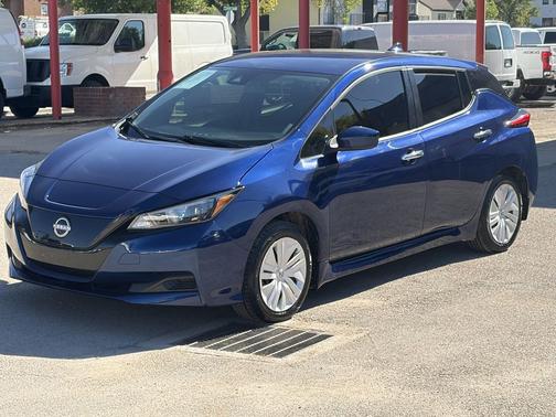 Deep Blue Pearl 2025 Nissan Leaf S