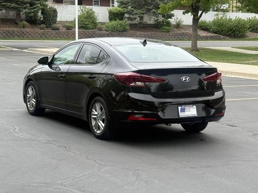 Phantom Black 2020 Hyundai ELANTRA SEL