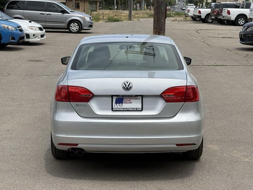 Reflex Silver Metallic 2014 Volkswagen Jetta Auto S