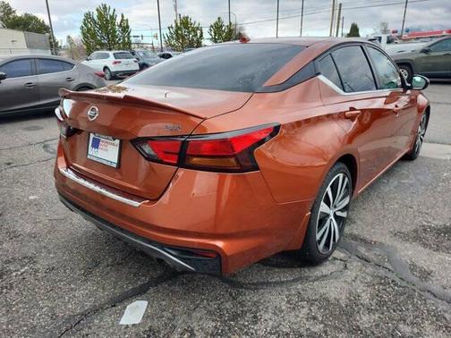 2020 Nissan Altima SR FWD