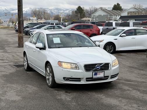 Ice White 2012 Volvo S80 3.0L