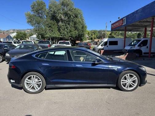 2014 Tesla Model S 85